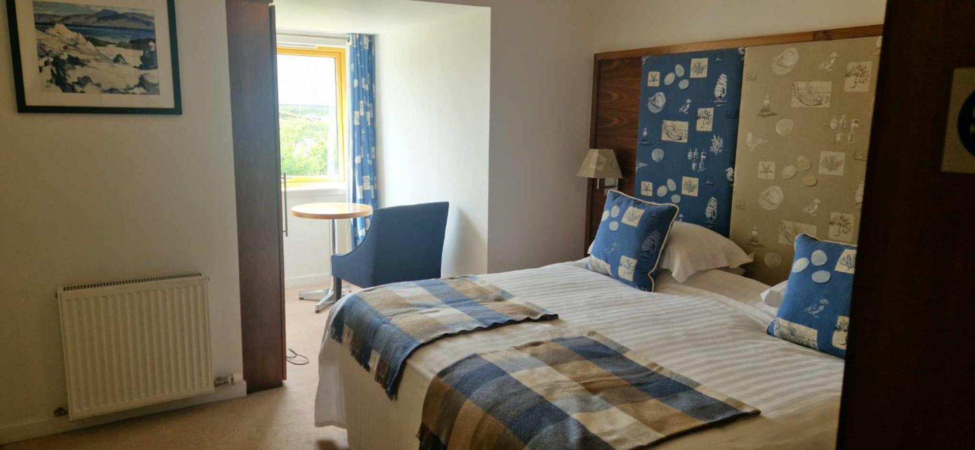 Hamersay Hotel Lochmaddy Ngoại thất bức ảnh